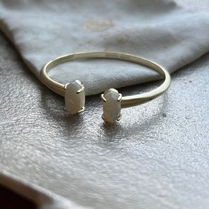 Kendra Scott bracelet